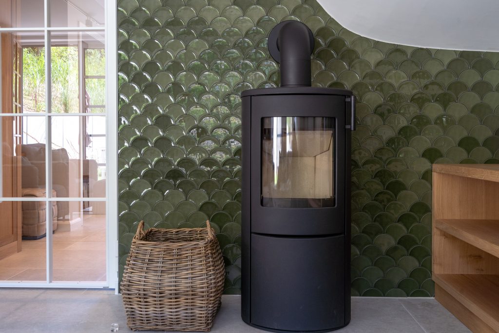 Haus Reetreat Kamin quer