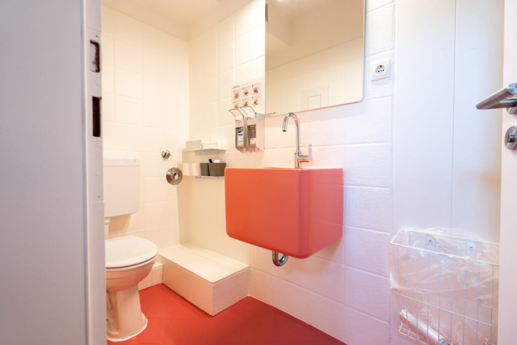 wc-innenarchitektur-frauenarztpraxis-oldenburg-holstein-konzept-k